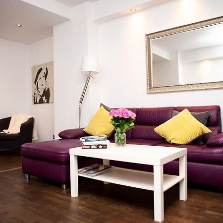 Apt 1, Trafalgar Square 1St Floor By Indigo Flats London Eksteriør bilde